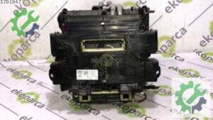 AUDI A4 2009 2014 KALORİFER KAZANI 8T1820005E