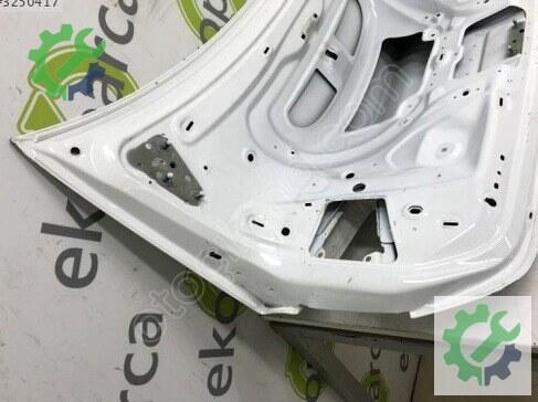 Audi A4 Bagaj Kapağı 8K5827023AJ çıkma parça