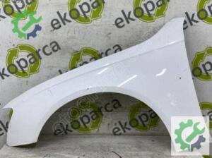 AUDI A4 2012 2016 SOL ÖN ÇAMURLUK 8K0821105J