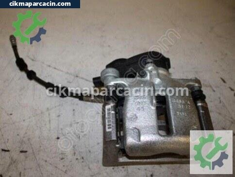 Audi A4 Kaliper çıkma parça