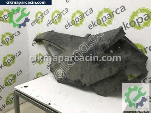 Audi A4 Sol Arka Çamurluk çıkma parça