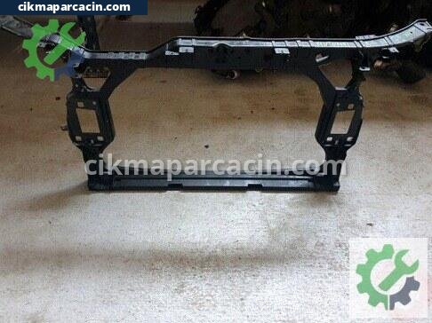 Audi A4 Ön Panel çıkma parça