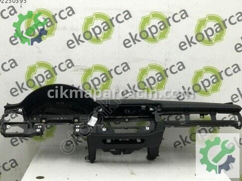 Audi A4 Torpido 8W1857001K çıkma parça
