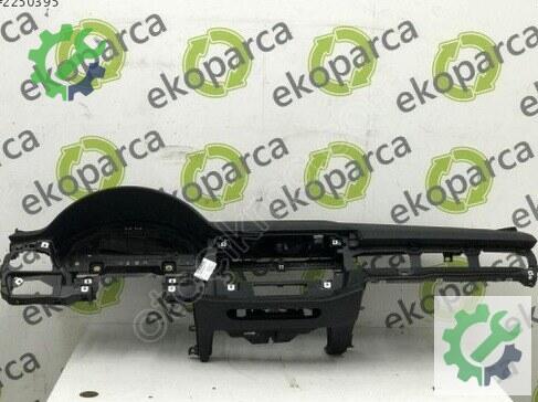 Audi A4 Torpido 8W1857001K çıkma parça