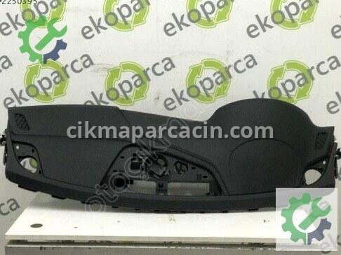Audi A4 Torpido 8W1857001K çıkma parça