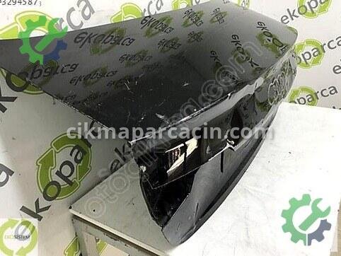 Audi A4 Bagaj Kapağı 8W5827025D çıkma parça