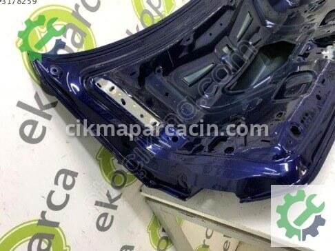 Audi A4 Bagaj Kapağı 8W5827025D çıkma parça