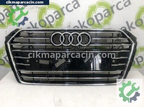 Audi A4 Ön Panjur çıkma parça
