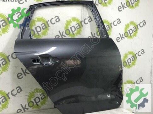 Audi A4 Sağ Arka Kapı 8W0833052 çıkma parça