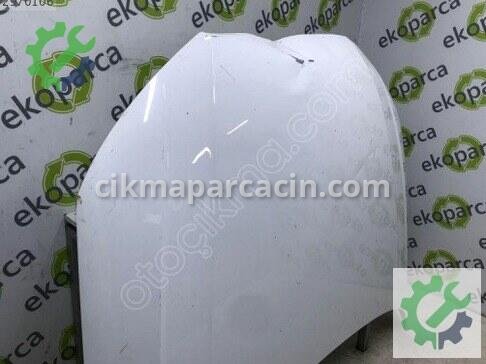Audi A4 Kaput 8W0823029 çıkma parça