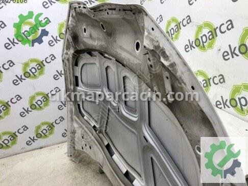 Audi A4 Kaput 8W0823029 çıkma parça