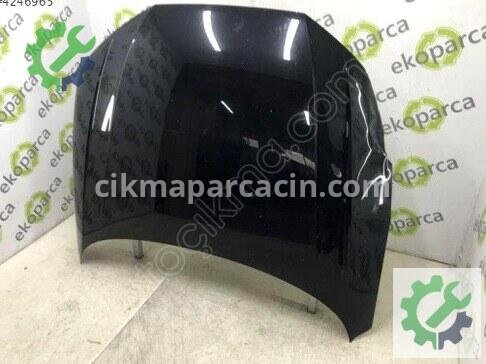 Audi A4 Kaput 8W0823029 çıkma parça