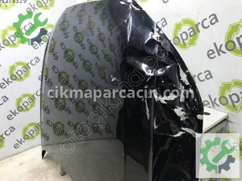 Audi A4 Kaput 8W0823029 çıkma parça