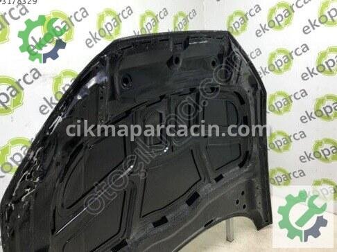 Audi A4 Kaput 8W0823029 çıkma parça