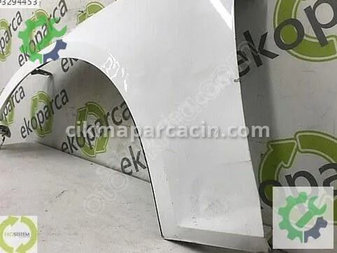 Audi A4 Sol Çamurluk 8W0821105A çıkma parça