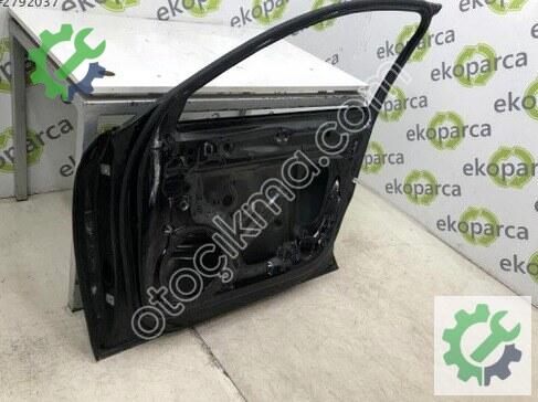 Audi A4 Sağ Ön Kapı 8W0831052B çıkma parça