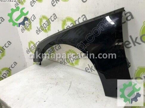 Audi A4 Sol Ön Çamurluk 8W0821105D çıkma parça