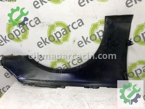 Audi A4 Sol Ön Çamurluk 8W0821105D çıkma parça