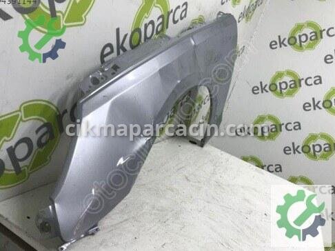 Audi A4 Sol Ön Çamurluk 8W0821105D çıkma parça