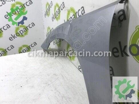 Audi A4 Sol Ön Çamurluk 8W0821105D çıkma parça