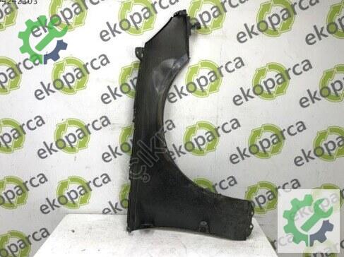 Audi A4 Sol Ön Çamurluk 8W0821105D çıkma parça
