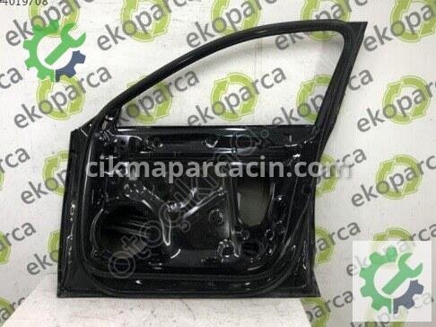 Audi A4 Sağ Ön Kapı 8W0831052B çıkma parça