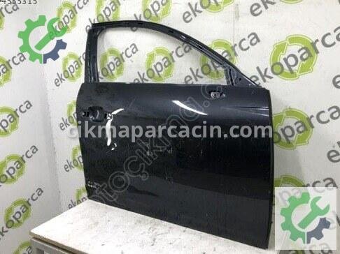 Audi A4 Sağ Ön Kapı 8W0831052B çıkma parça