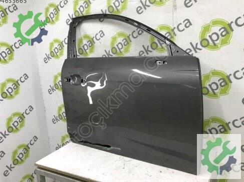 Audi A4 Sağ Ön Kapı 8W0831052B çıkma parça