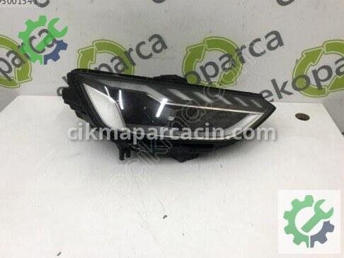 Audi A4 Sağ Ön Far 8W0941034D çıkma parça