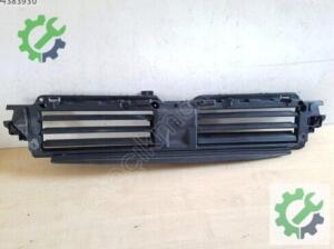 AUDI A4 2020 2023 JALUZİ ( HAVA YÖNLENDİRME ) 8W0971277