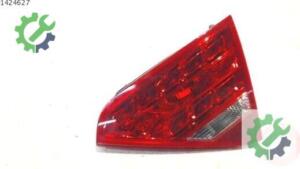 AUDI A5 2008 2012 SAĞ İÇ STOP  SÖKME 8T0945094A