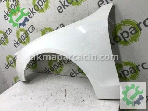 Audi A5 Sol Ön Çamurluk 8T0821105 çıkma parça