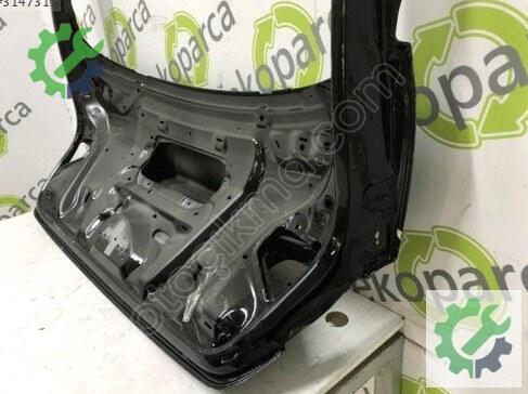 Audi A5 Bagaj Kapağı 8T8827025 çıkma parça