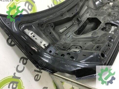 Audi A5 Bagaj Kapağı 8W6827025E çıkma parça