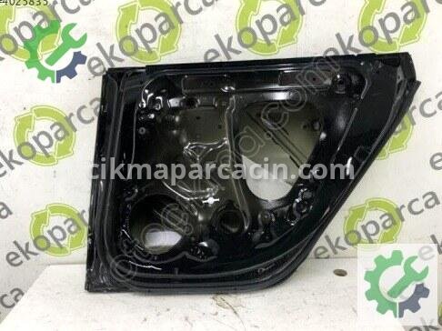 Audi A5 Sağ Arka Kapı 8W8833052D çıkma parça