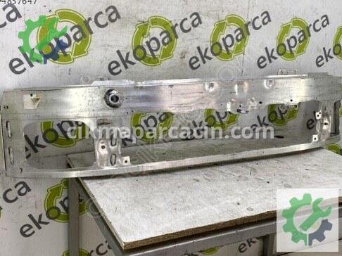 Audi A5 Ön Tampon Demiri 8B3807109F çıkma parça