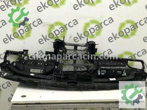 Audi A6 Torpido 4G1857001 çıkma parça