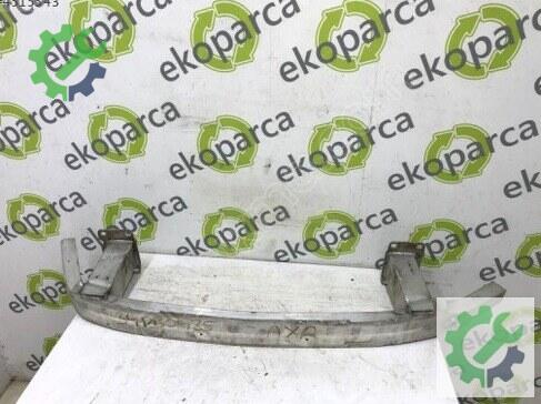 Audi A6 Ön Tampon Demiri 4K0807109 çıkma parça