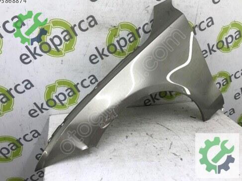 Audi A7 Sol Ön Çamurluk 4G8821105 çıkma parça