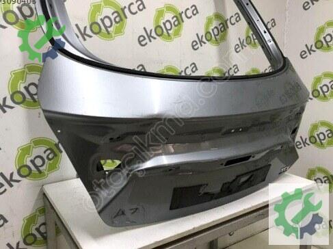 Audi A7 Bagaj Kapağı 4G8827025B çıkma parça