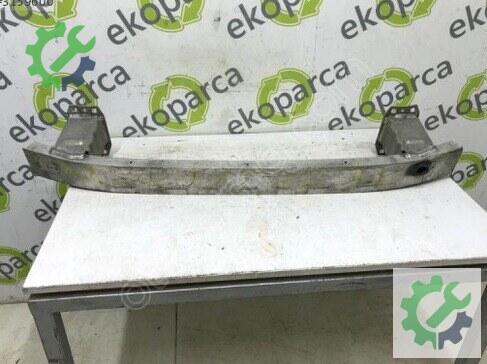 Audi A8 Ön Tampon Demiri 4H0807109C çıkma parça
