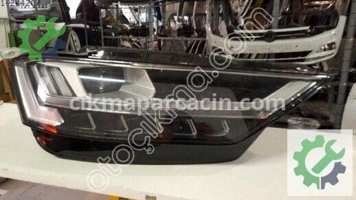 Audi A8 Sağ Ön Far 4N0941784 çıkma parça