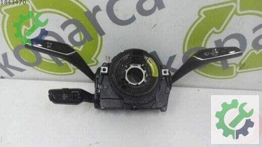 Audi A8 Sinyal Kolu çıkma parça