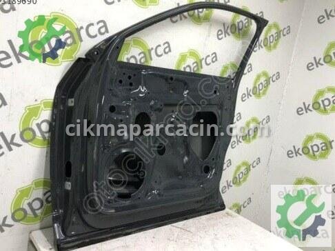 Audi Q2 Sağ Ön Kapı 81A831052 çıkma parça