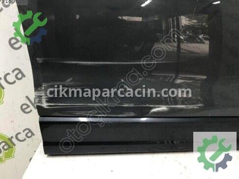 Audi Q2 Sağ Ön Kapı 81A831052 çıkma parça