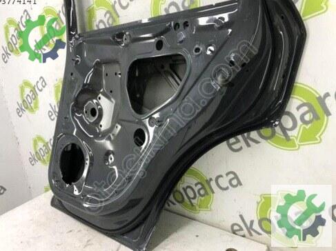 Audi Q2 Sağ Arka Kapı 81A833052 çıkma parça