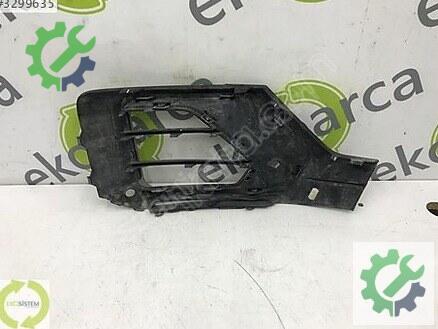 Audi Q2 Sis Farı Çerçevesi 81A807681K çıkma parça