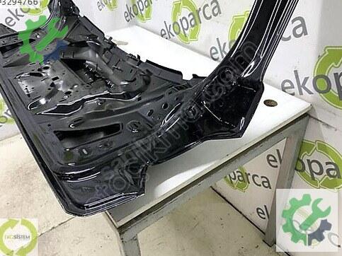 Audi Q2 Bagaj Kapağı 81A827025C çıkma parça