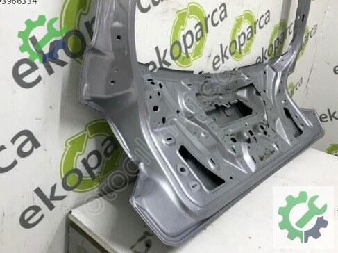 Audi Q2 Bagaj Kapağı 81A827025C çıkma parça