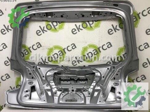 Audi Q2 Bagaj Kapağı 81A827025C çıkma parça